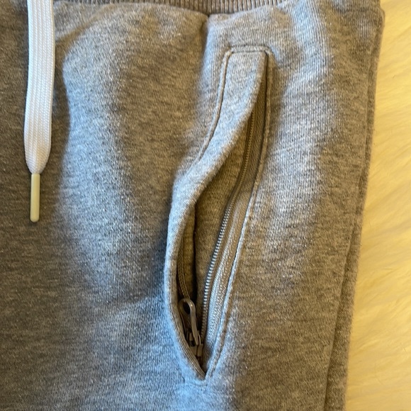 Adidas’s Original Sweats - Picture 3 of 6
